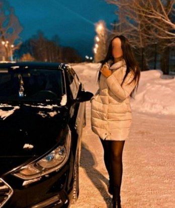 💋 Я создам незабываемую и страстную атмосферу, которая оставит тебе только самые приятные воспоминания. Мои услуги предлагают широкий выбор возможностей - от классического секса до эротического массажа. Обладая умопомрачительной внешностью и изящным телом, я удовлетворю все твои желания и тебе захочется вернуться ко мне снова и снова. 🌟 Живу в Москве и всегда готова встретиться с тобой для незабываемого удовольствия. Посмотри мои фото и оцени мою красоту самостоятельно. 💃 Не стесняйся и позвони мне прямо сейчас, чтобы начать наше приключение! 💕 Аличка